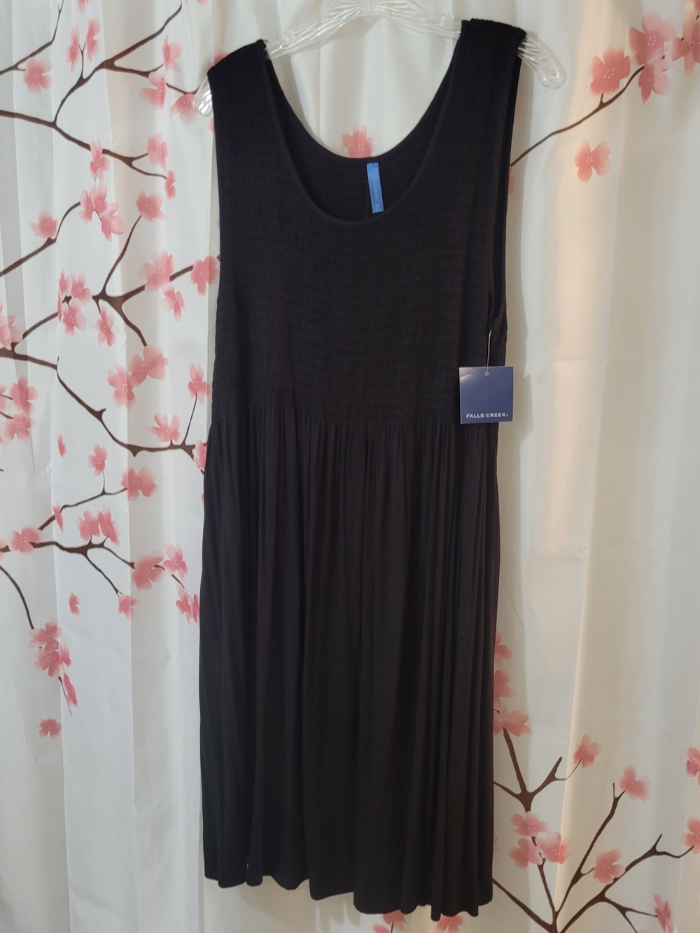 Falls Creek Black Smocked Sleeveless Scoop Neck Midi Dress